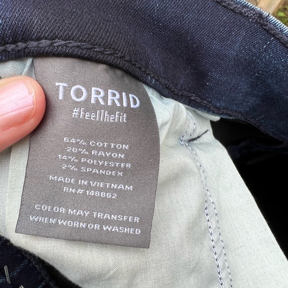 Torrid drawstring weekender jeans - Picture 9 of 10